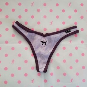 💕PINK Victoria's Secret thong panties